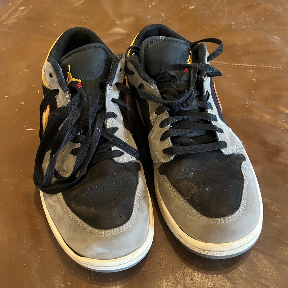 Men's Jordan 1 Low Black Vivid Orange